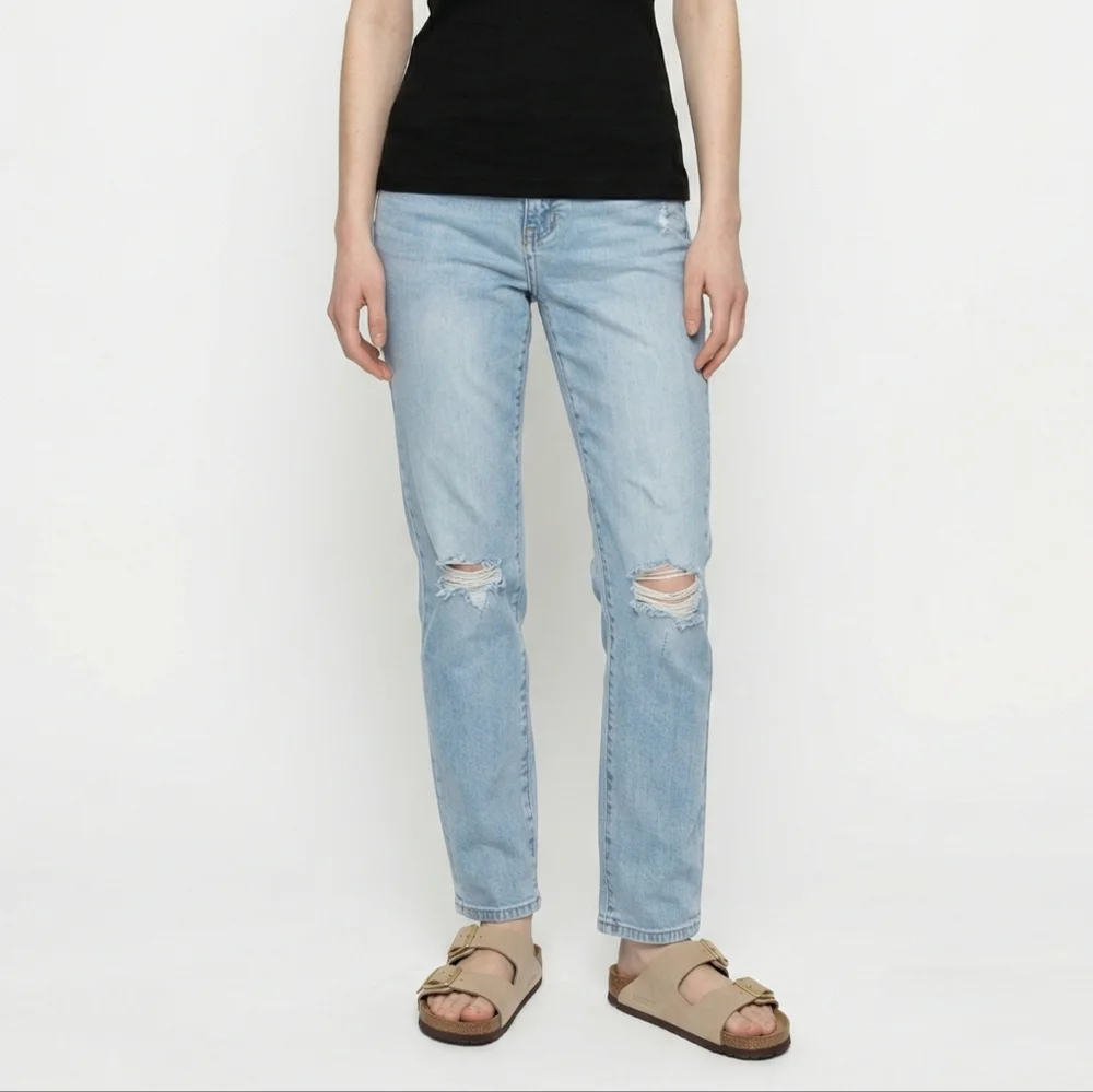 Rachel Roy Women Light Wash Distressed Straight Leg Jeans Size 4/27 Denim